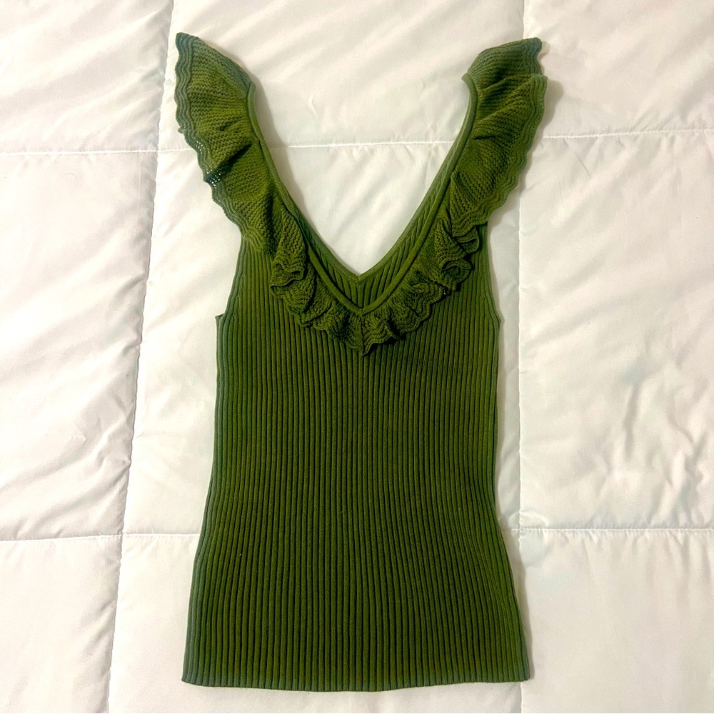 Gap Ruffle V-neck sleeveless sweater - Olive green - Small (Tall)